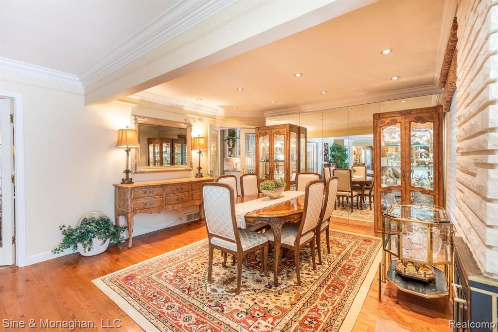 85 Stonehurst Road Grosse Pointe Shores, MI 48236 - Photo 12 of 39
