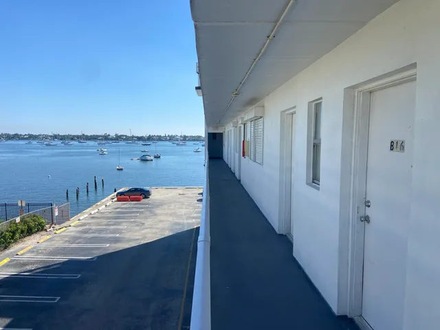 $1,650 | 4500 North Flagler Drive, Unit B16, West Palm Beach, FL 33407