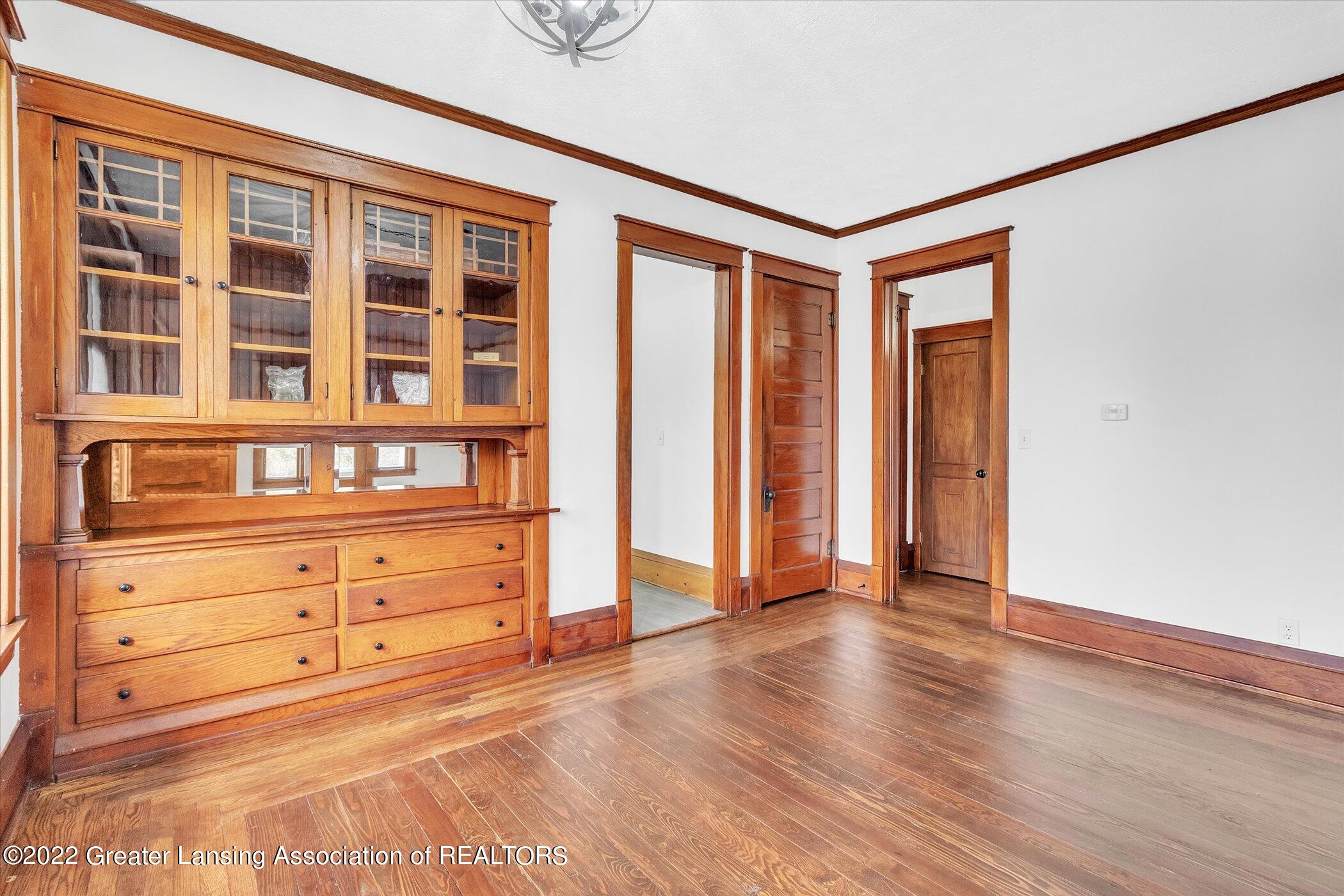 13218 Shaftsburg Road Perry, MI 48872 - Photo 12 of 39 Dining Room