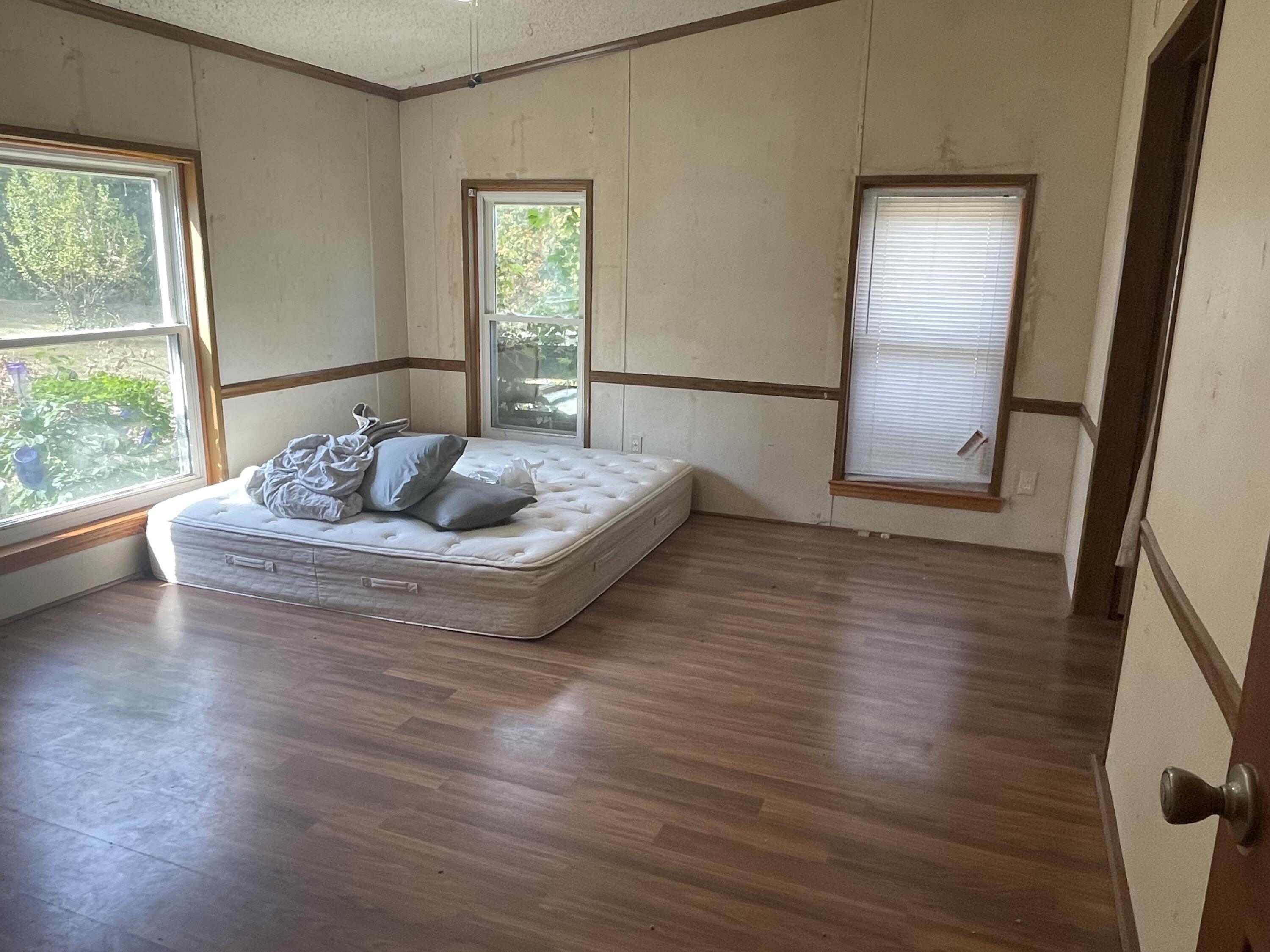 14525 Sharon Hollow Road Manchester, MI 48158 - Photo 8 of 20 primary bed