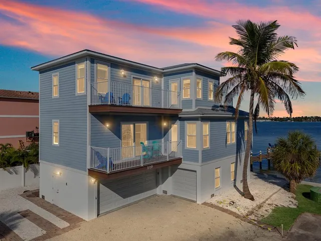 $3,299,000 | 110 6th Street South, Bradenton Beach, FL 34217