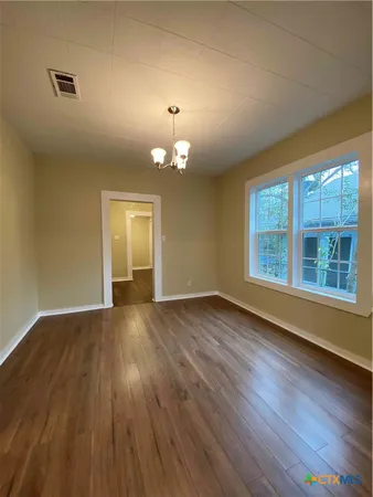 $1,350 | 904 North Main Street, Temple, TX 76501