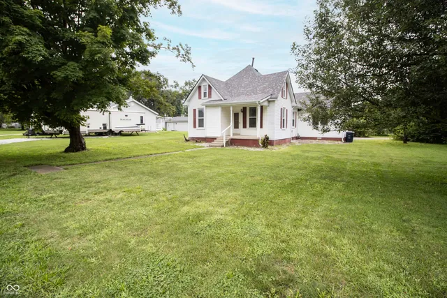$178,000 | 229 North 5th Street, Elwood, IN 46036
