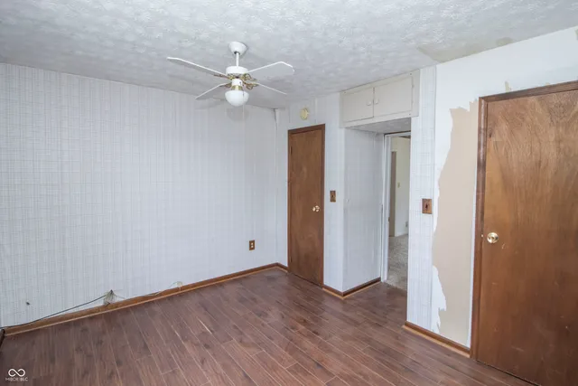 $178,000 | 229 North 5th Street, Elwood, IN 46036