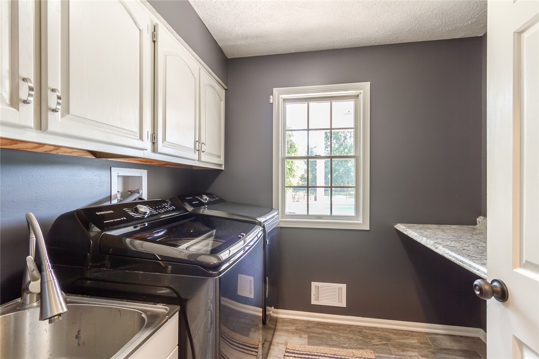 3 Silver Fox Drive Penfield, NY 14450 - Photo 29 of 44