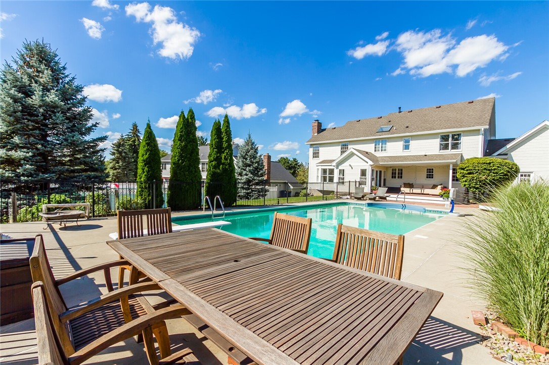 3 Silver Fox Drive Penfield, NY 14450 - Photo 9 of 44