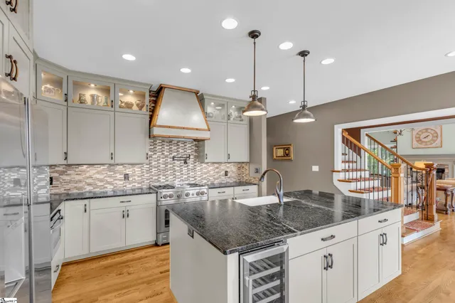 $937,500 | 34 Eagle Rock Road, Landrum, SC 29356