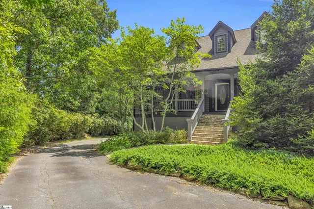 $937,500 | 34 Eagle Rock Road, Landrum, SC 29356