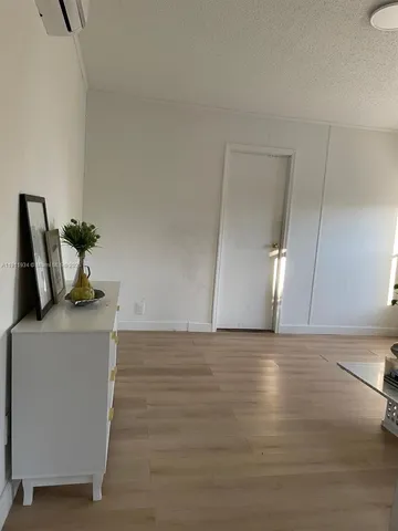 $1,400 | Gateway West, Homestead, FL 33034