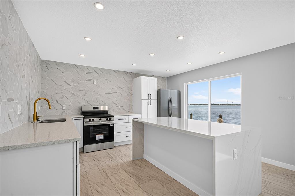 5055 North Beach Road, Unit 101 Englewood, FL 34223 - Photo 11 of 63