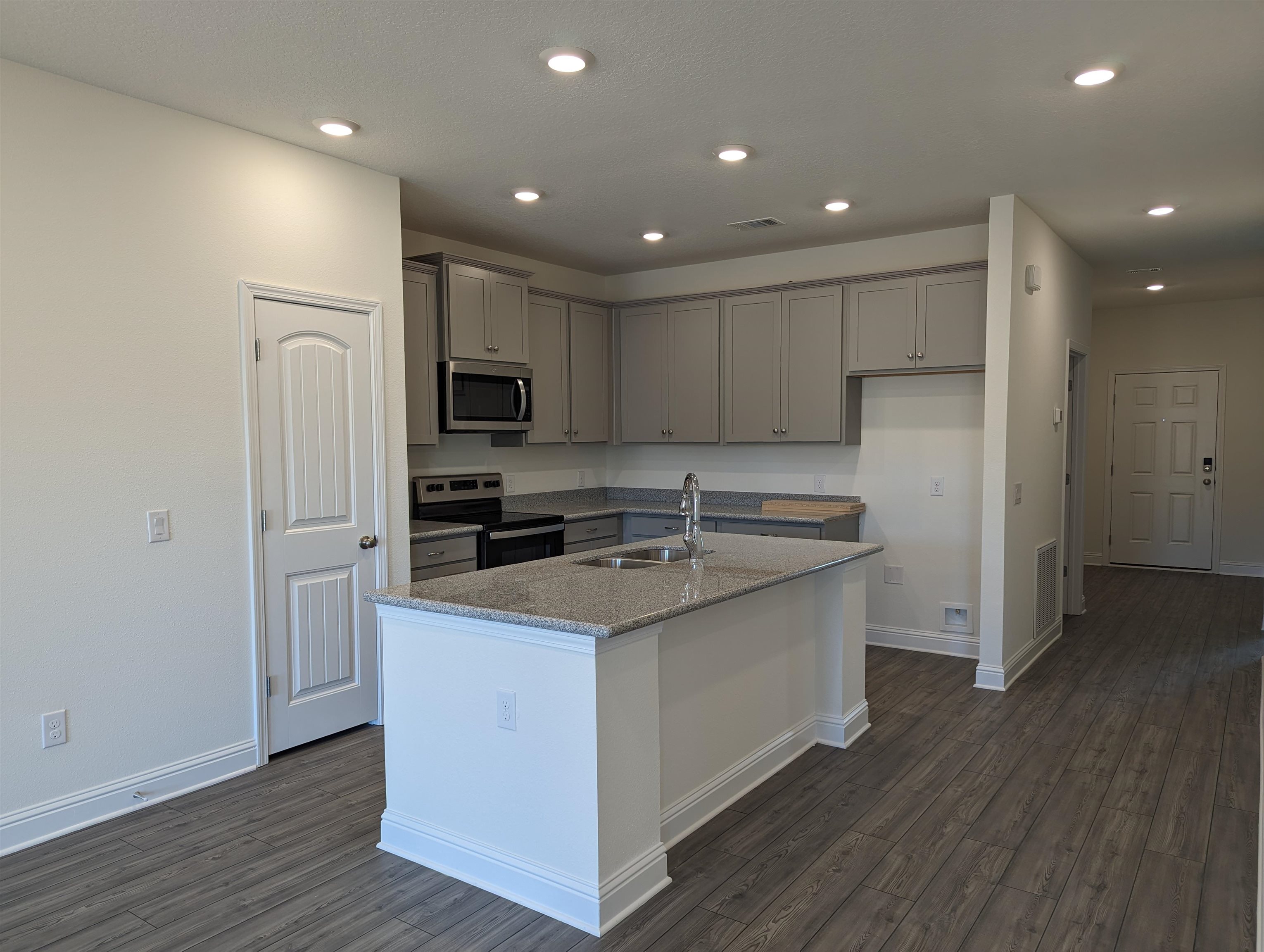 1716 Franchir Avenue Foley, AL 36535 - Photo 5 of 13