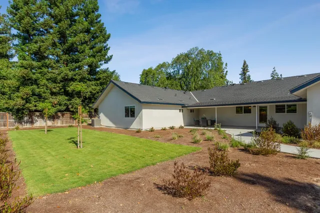 $900,000 | 1545 West Calimyrna Avenue, Fresno, CA 93711