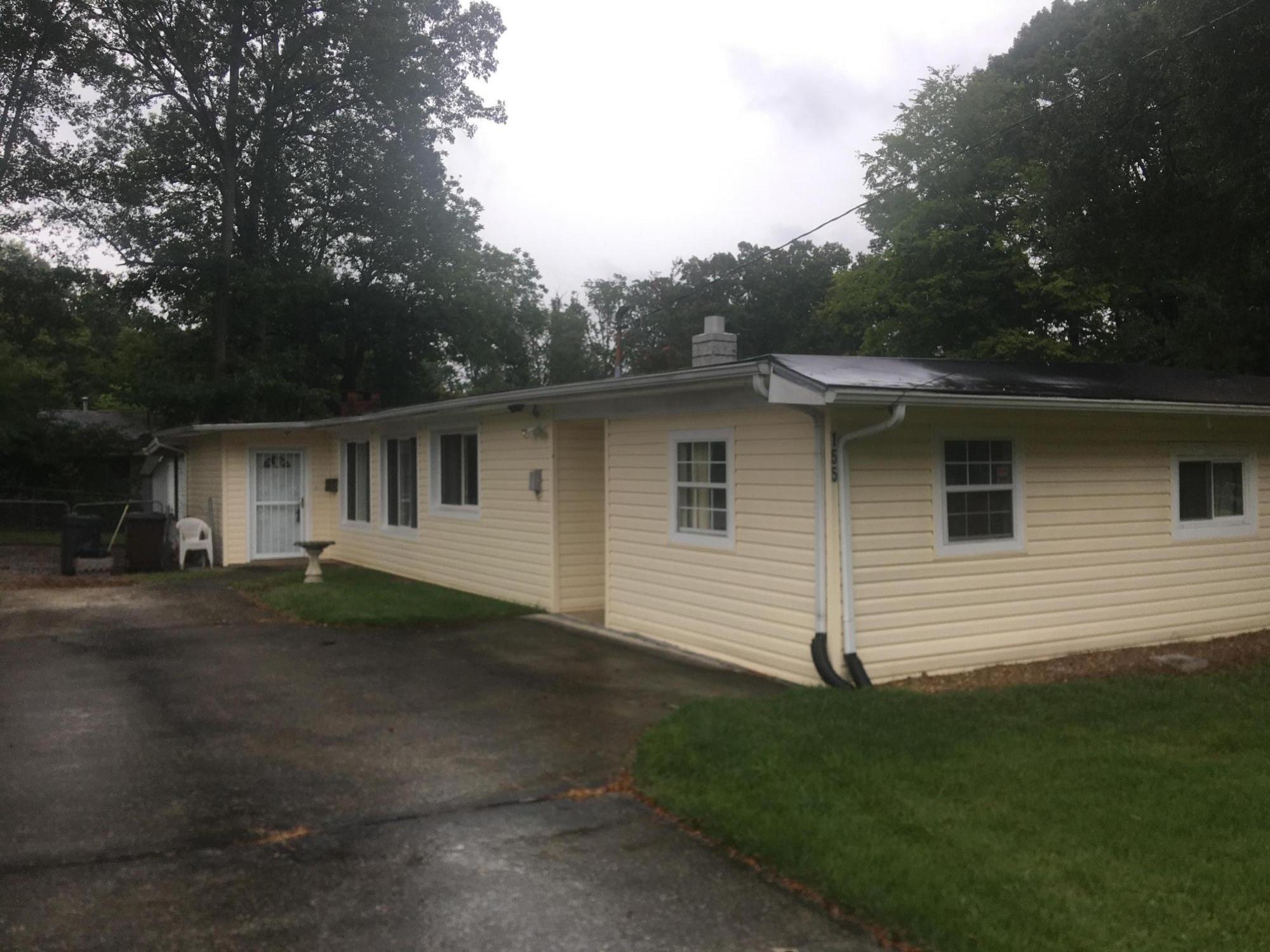 155 Manhattan Avenue Oak Ridge, TN 37830 - Photo 1 of 1 155 Manhattan