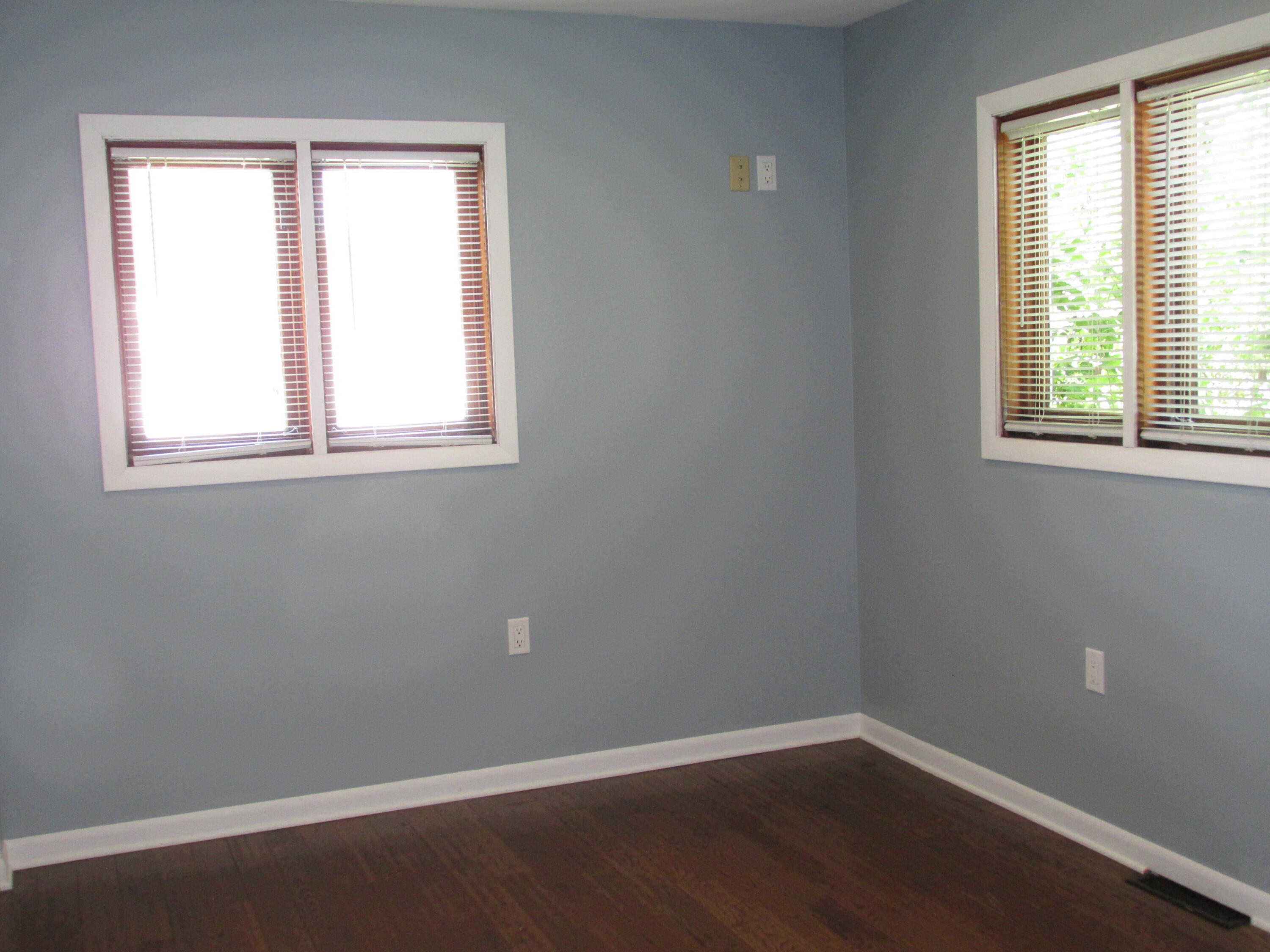209 Holton Road La Porte, IN 46350 - Photo 10 of 22 IMG_5433
