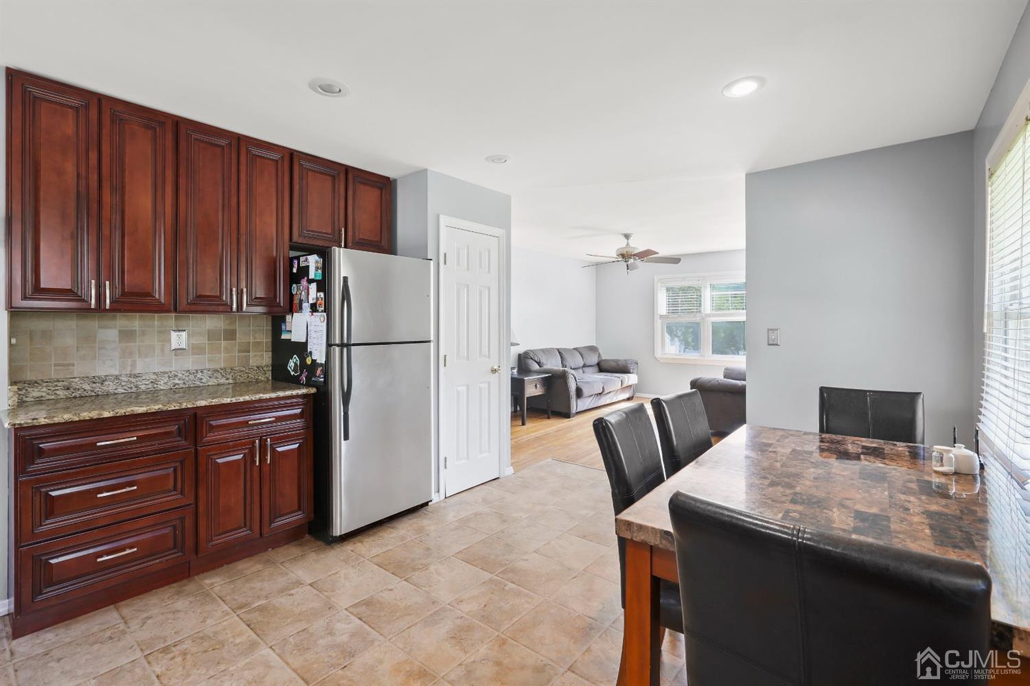 5 Preston Road East Brunswick, NJ 08816 - Photo 5 of 17 Gallery Image 5