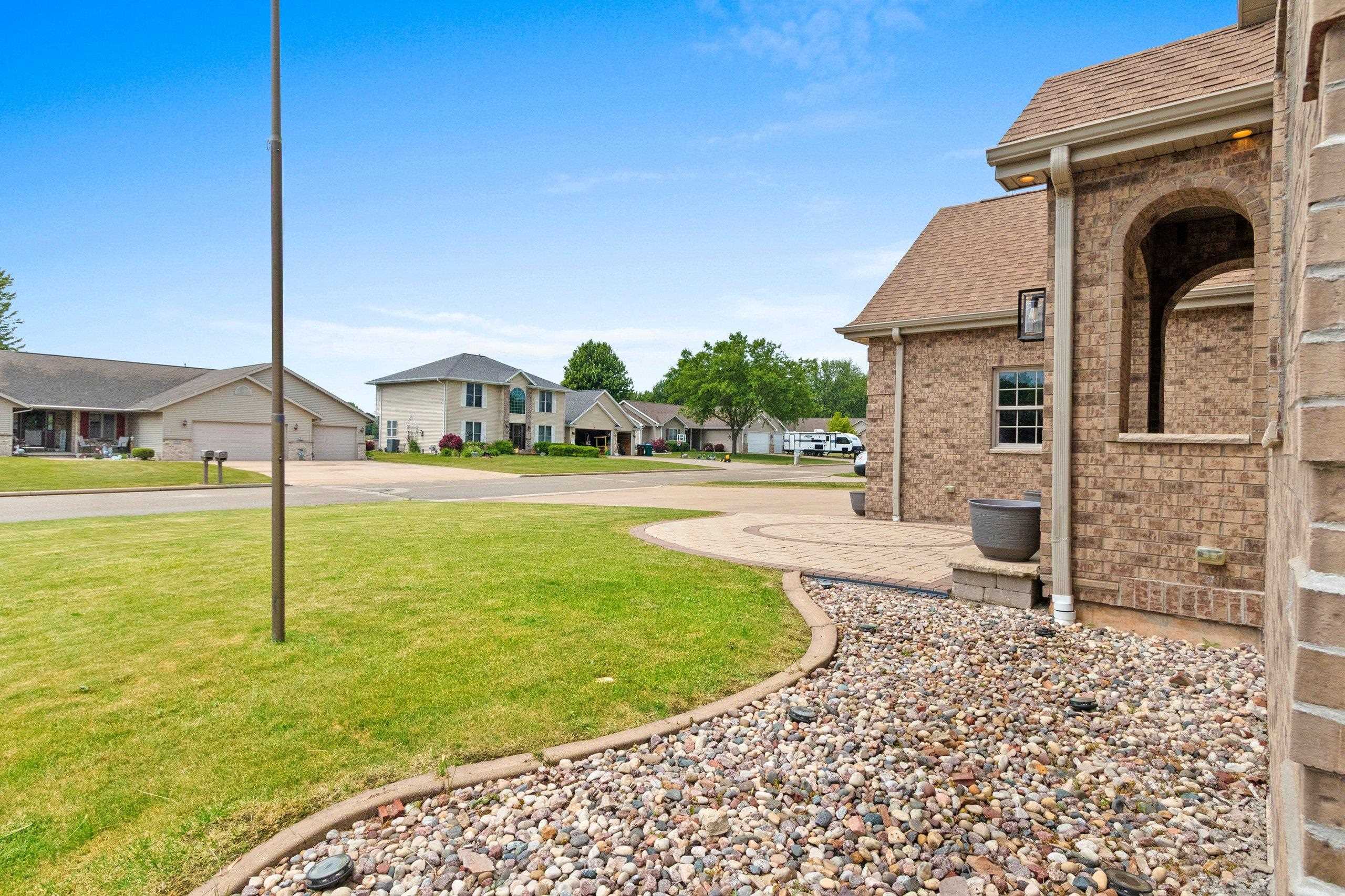 1892 Sunrise Lane Appleton, WI 54913 - Photo 41 of 50