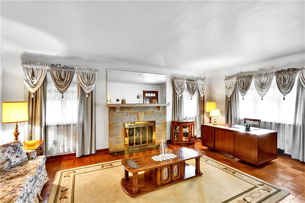 3700 Mt Troy Road Pittsburgh, PA 15212 - Photo 12 of 37