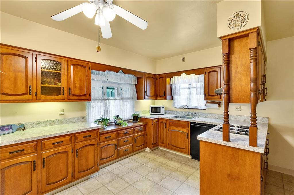 3700 Mt Troy Road Pittsburgh, PA 15212 - Photo 16 of 37