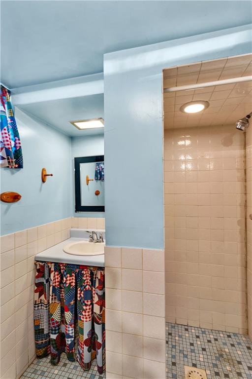 3700 Mt Troy Road Pittsburgh, PA 15212 - Photo 33 of 37