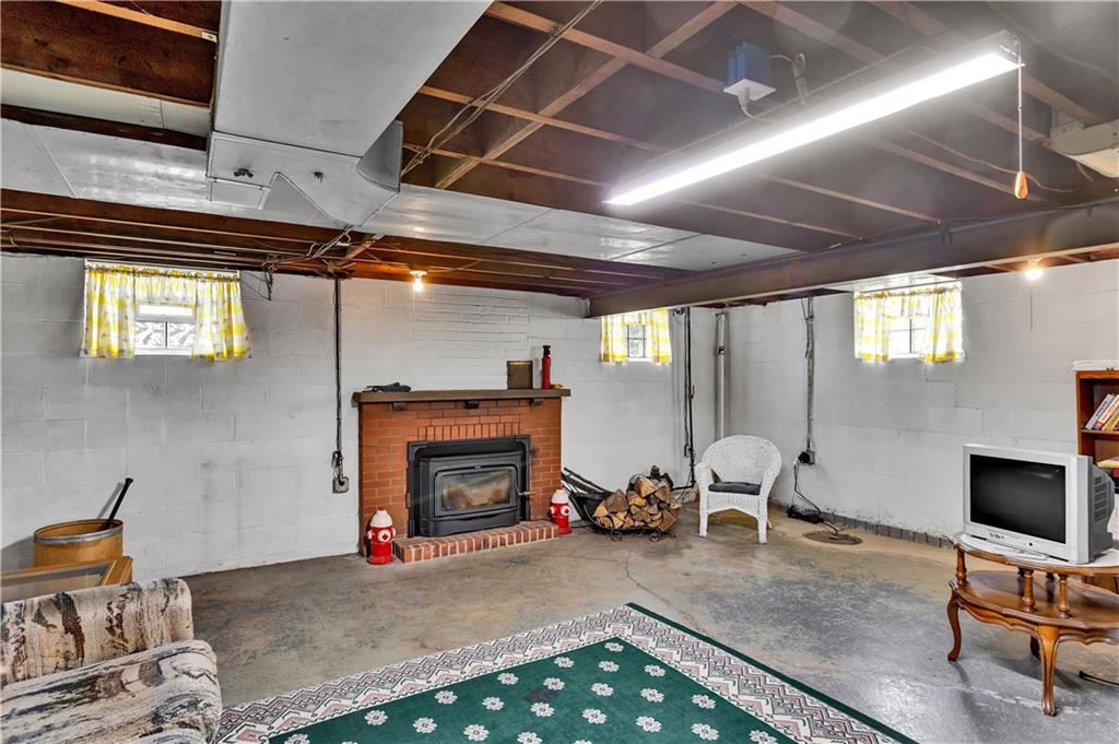 3700 Mt Troy Road Pittsburgh, PA 15212 - Photo 34 of 37