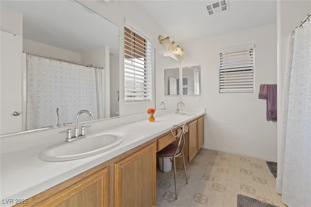 $1,950 | 9756 Villa La Mora Avenue, Las Vegas, NV 89147