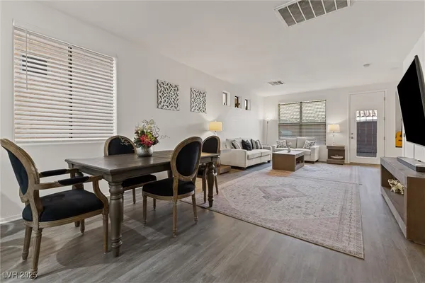 $1,950 | 9756 Villa La Mora Avenue, Las Vegas, NV 89147