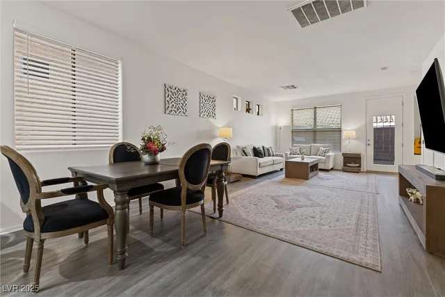 $1,950 | 9756 Villa La Mora Avenue, Las Vegas, NV 89147