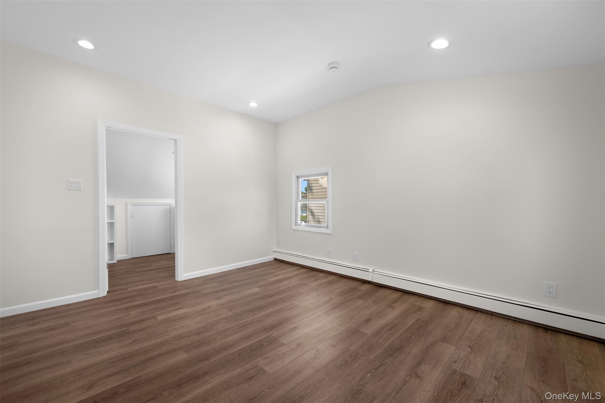 22 Lowland Road Levittown, NY 11756 - Photo 27 of 49