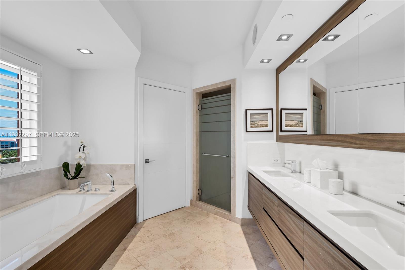 781 Crandon Boulevard, Unit 801 Key Biscayne, FL 33149 - Photo 21 of 49