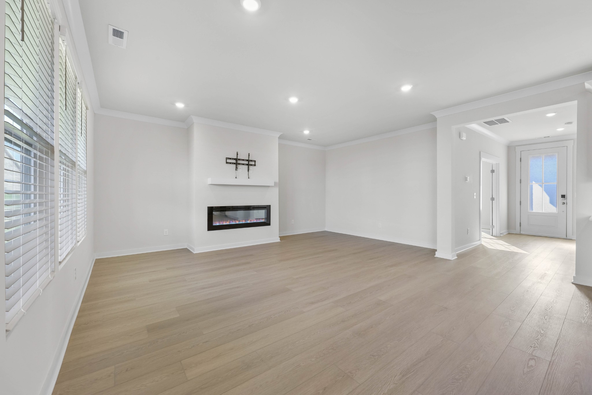 2041 Daniel Johnson Way Clarksville, TN 37043 - Photo 15 of 58