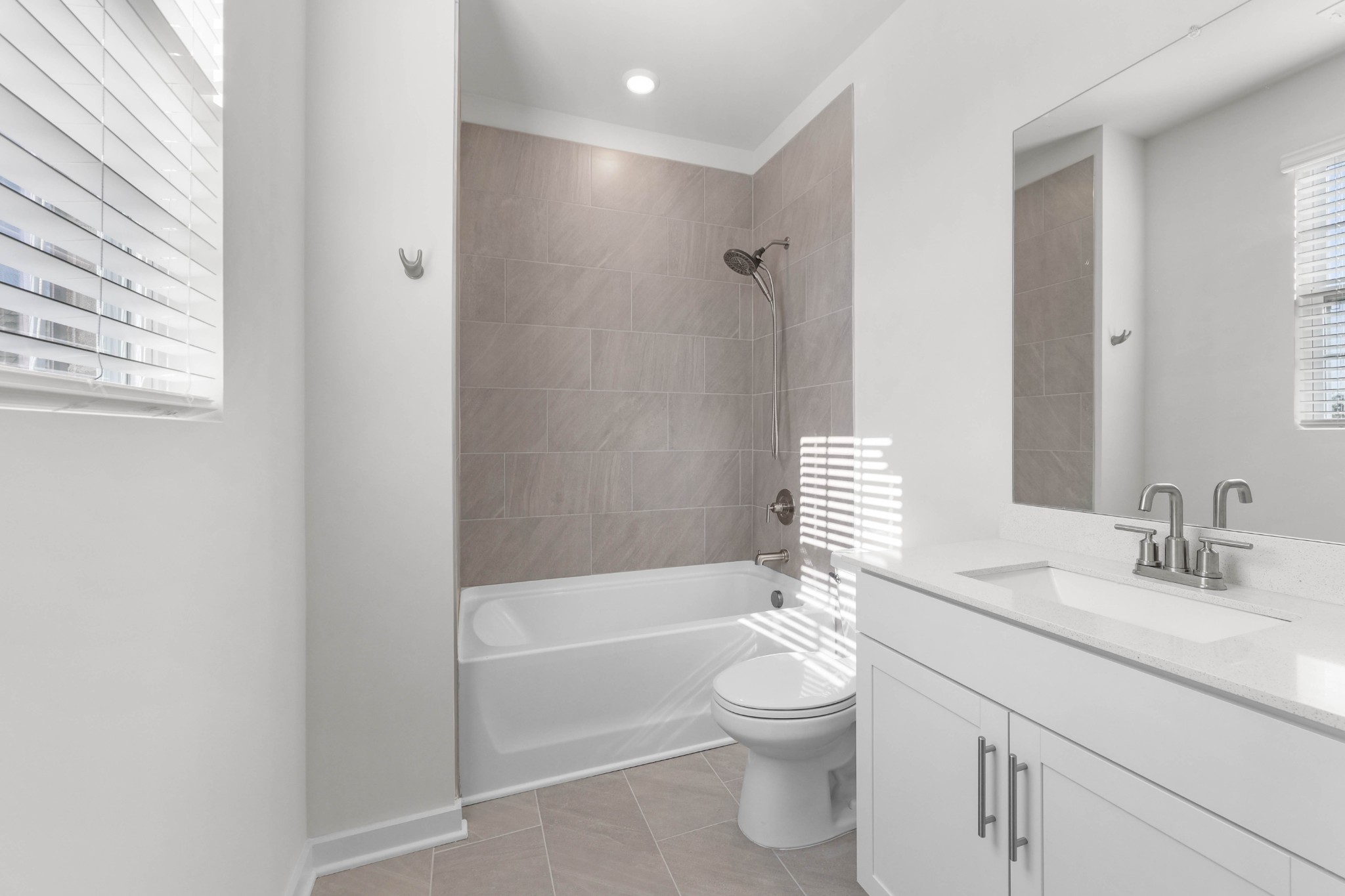 2041 Daniel Johnson Way Clarksville, TN 37043 - Photo 37 of 58