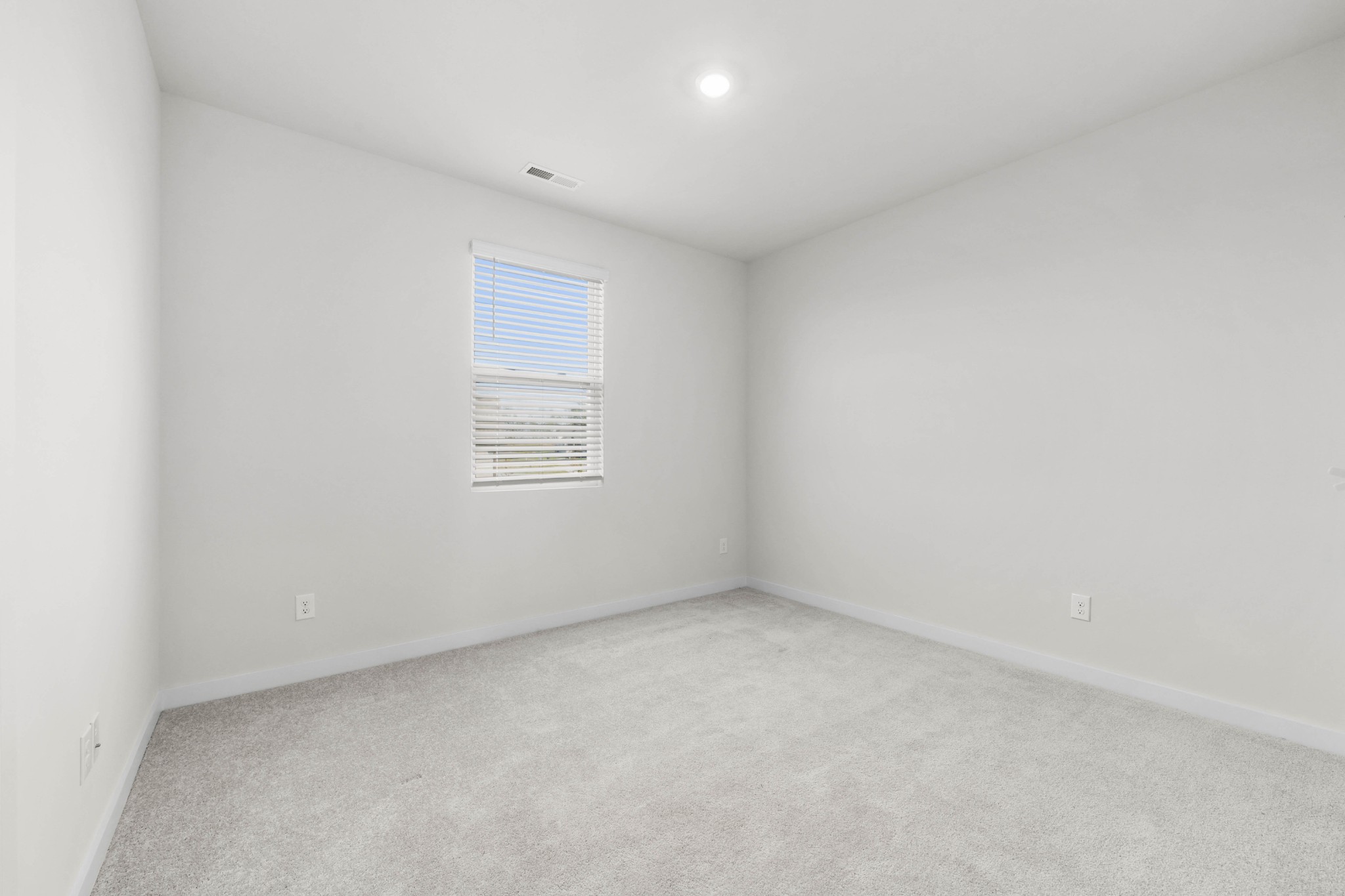 2041 Daniel Johnson Way Clarksville, TN 37043 - Photo 38 of 58