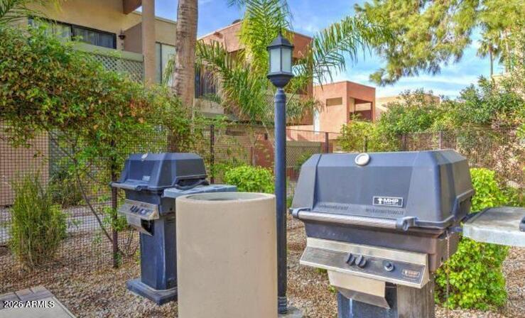 3500 North Hayden Road, Unit 310 Scottsdale, AZ 85251 - Photo 25 of 26 BBQ Area
