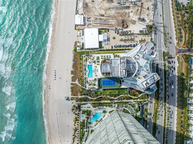 $3,000,000 | 18911 Collins Avenue, Unit 405, Sunny Isles Beach, FL 33160