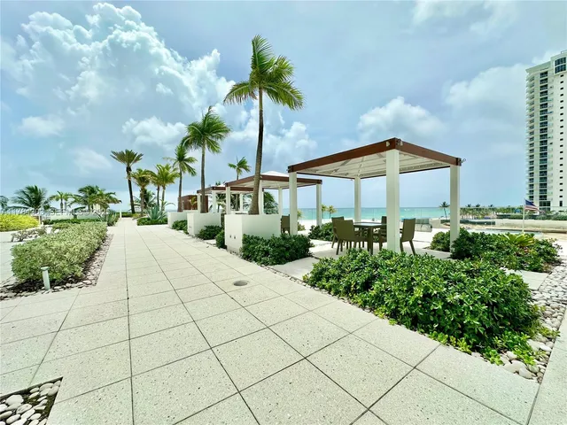 $3,000,000 | 18911 Collins Avenue, Unit 405, Sunny Isles Beach, FL 33160