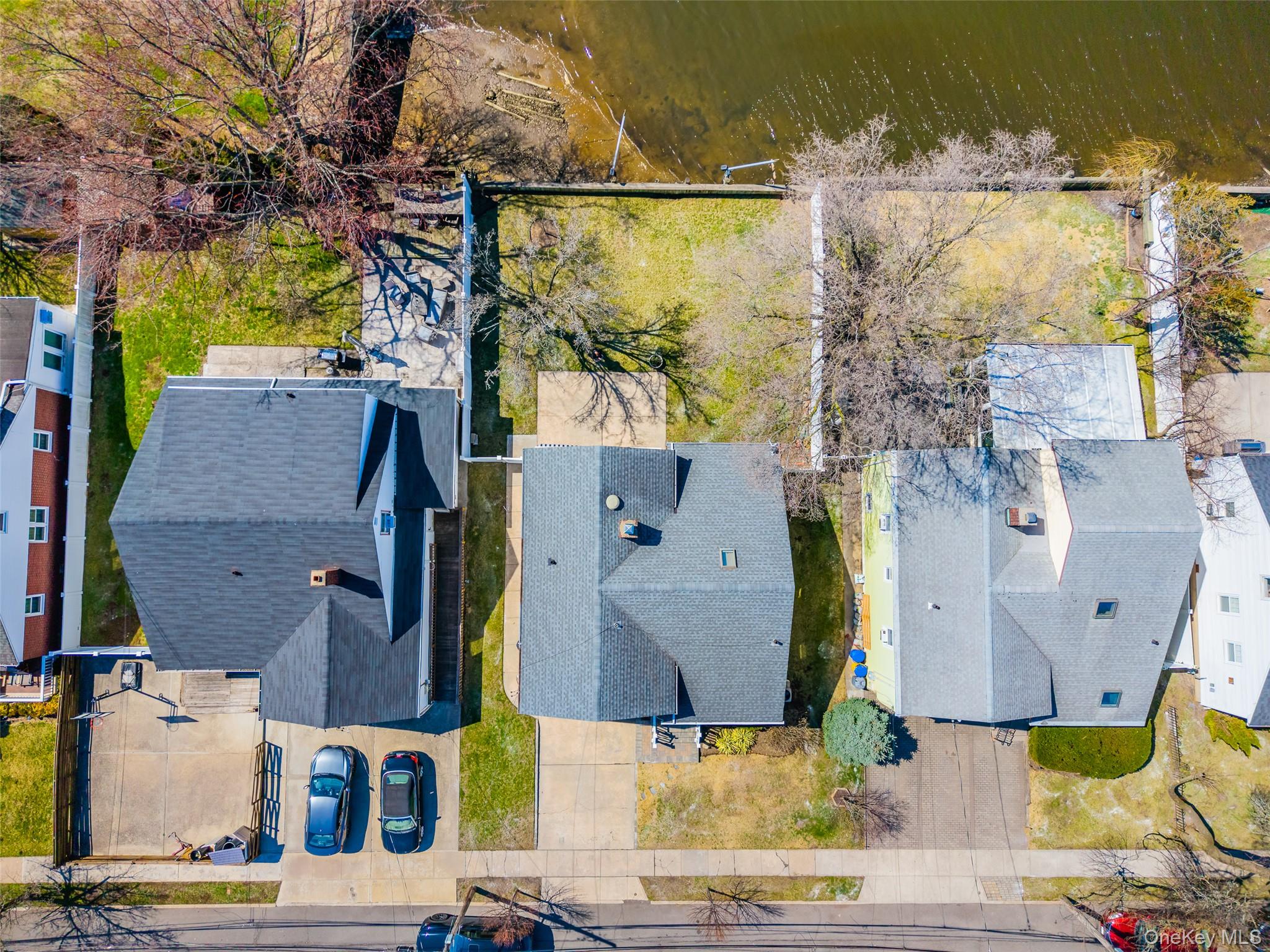 567 Oxford Road Cedarhurst, NY 11516 - Photo 25 of 31 an aerial view of residential houses with outdoor space