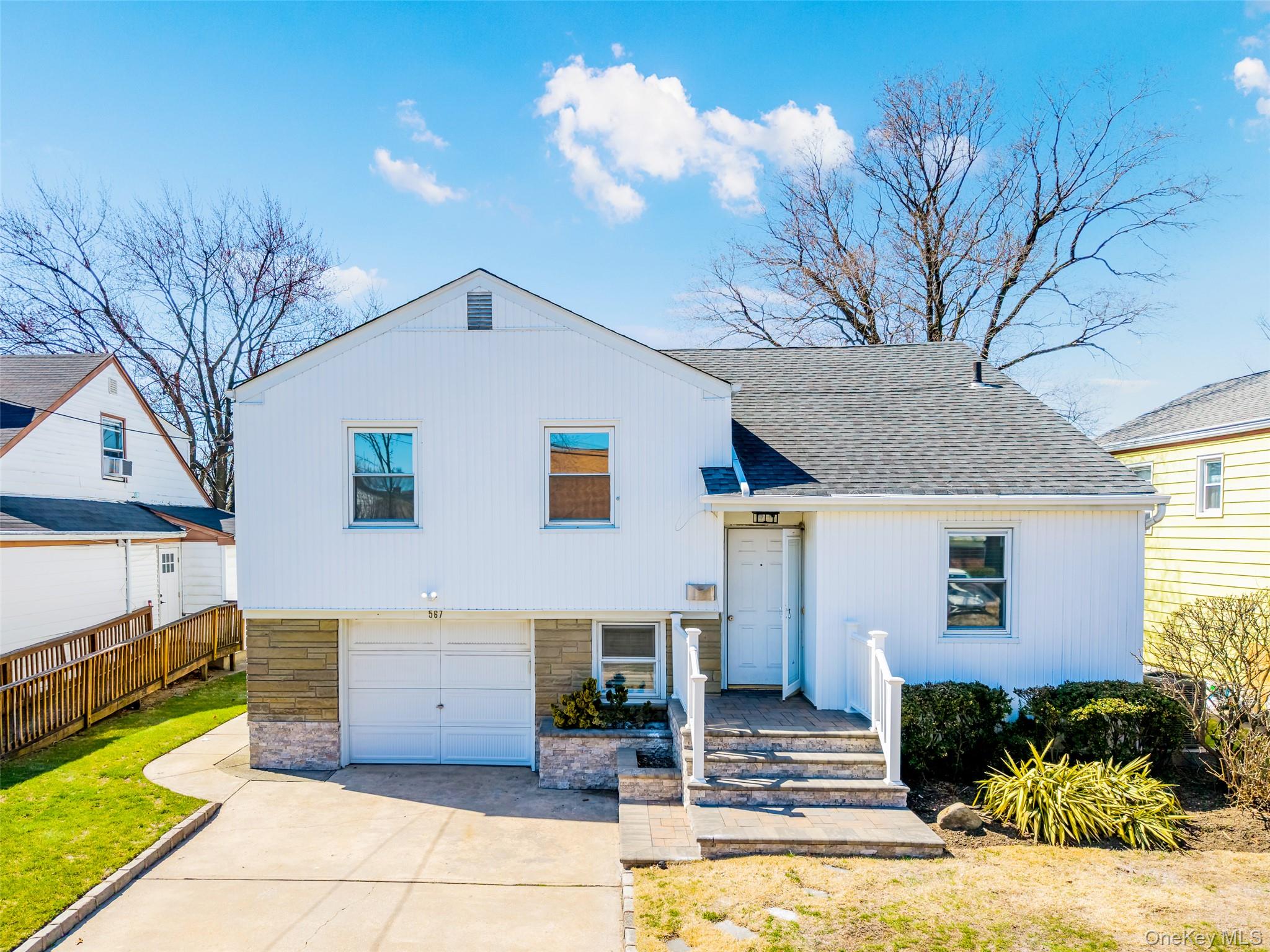 567 Oxford Road Cedarhurst, NY 11516 - Photo 29 of 31