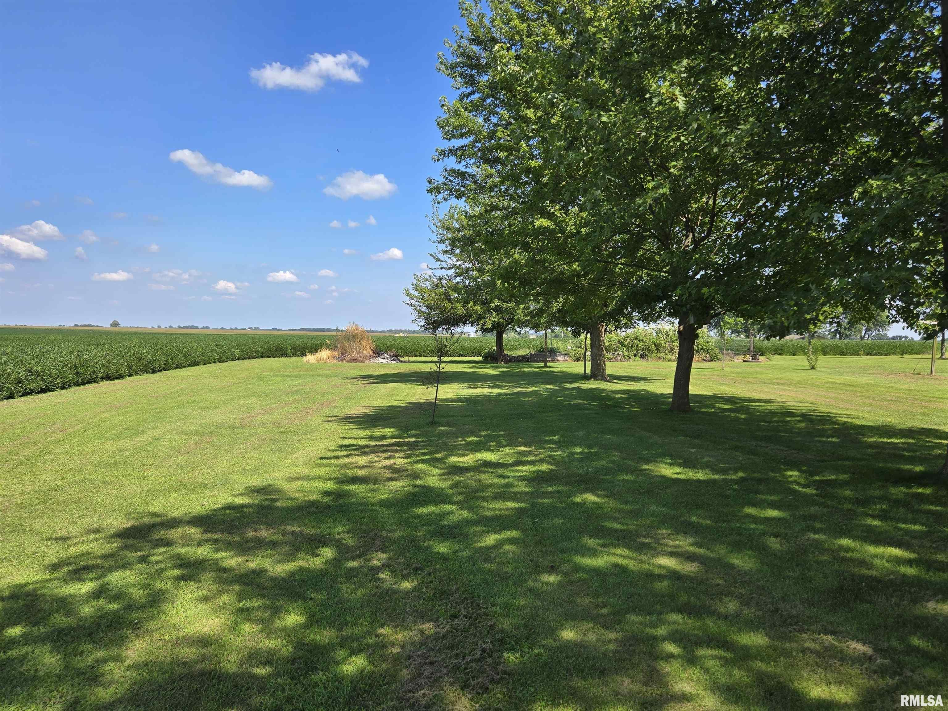 18520 North 1450th Road Macomb, IL 61455 - Photo 33 of 51