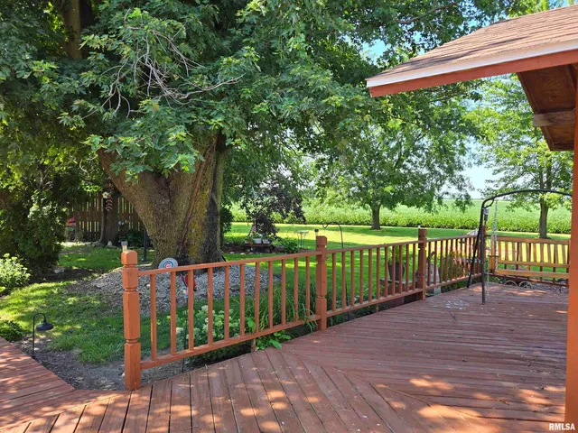 $200,000 | 18520 North 1450th Road, Macomb, IL 61455