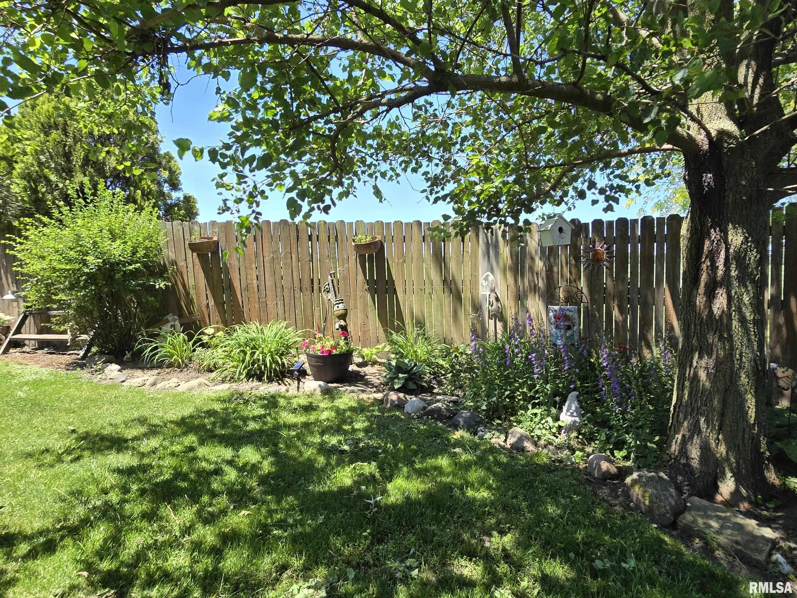 18520 North 1450th Road Macomb, IL 61455 - Photo 47 of 51