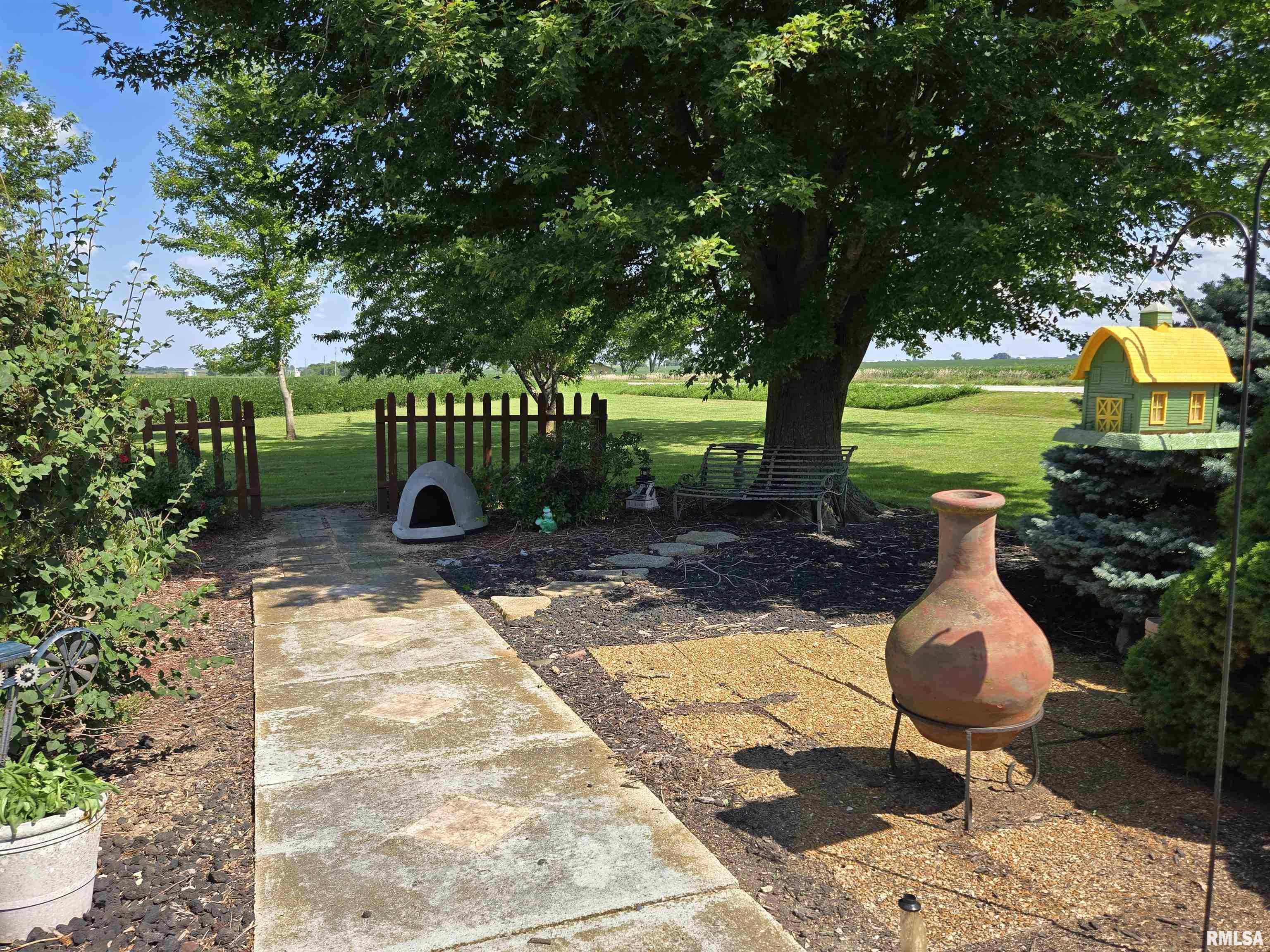 18520 North 1450th Road Macomb, IL 61455 - Photo 5 of 51