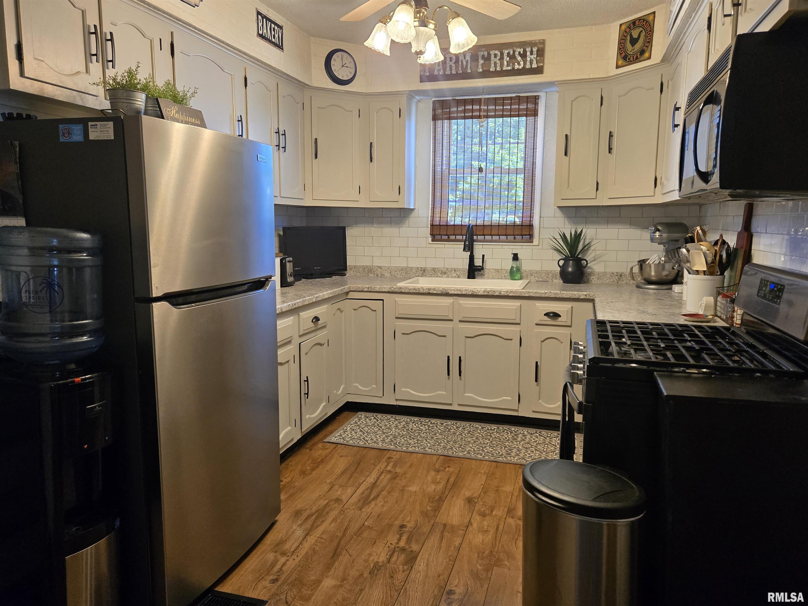 18520 North 1450th Road Macomb, IL 61455 - Photo 8 of 51