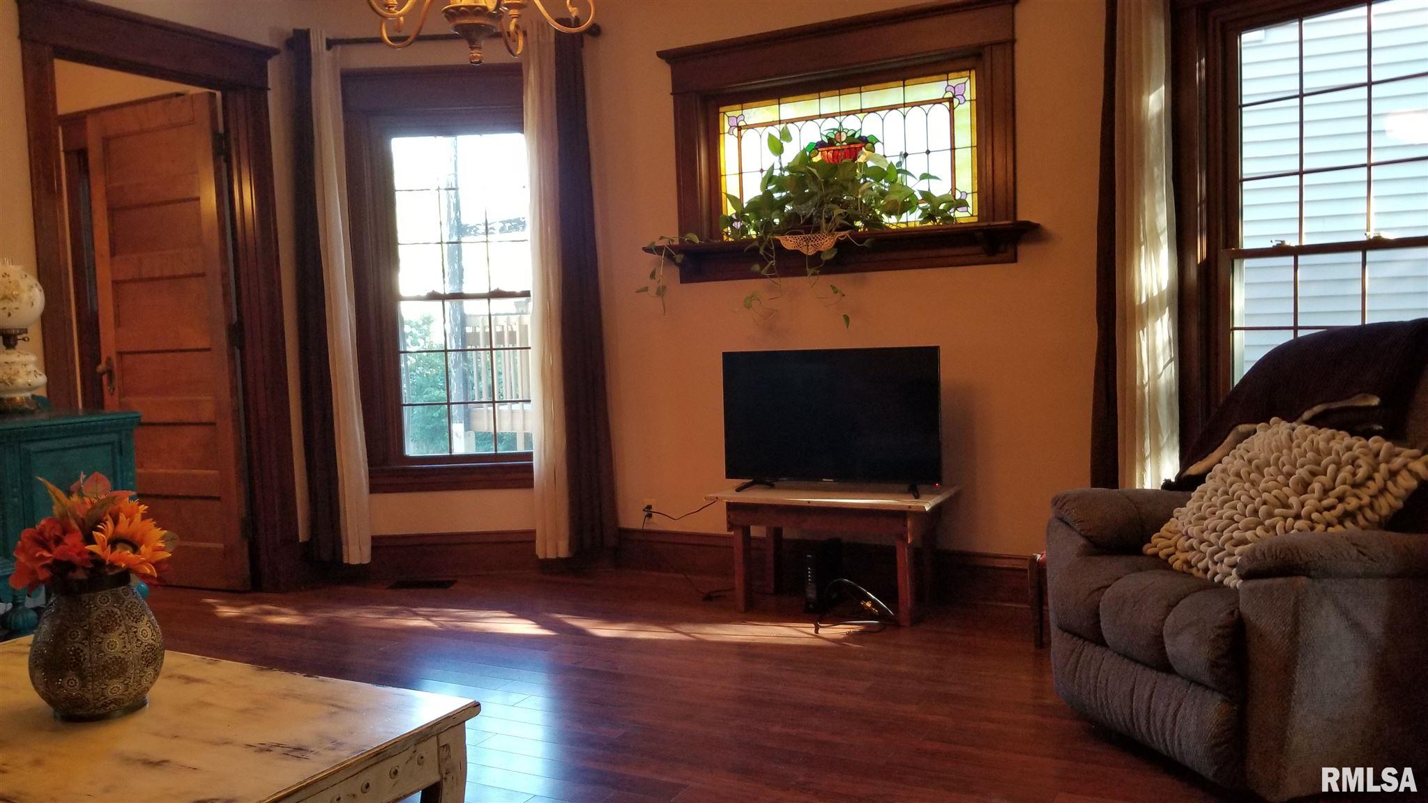128 North Douglas Avenue Springfield, IL 62702 - Photo 11 of 28 Gallery Image 11