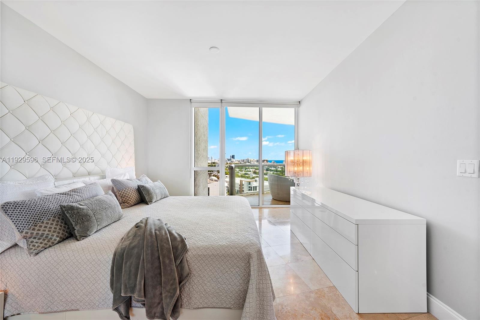 400 Alton Road, Unit 1805 Miami Beach, FL 33139 - Photo 16 of 41