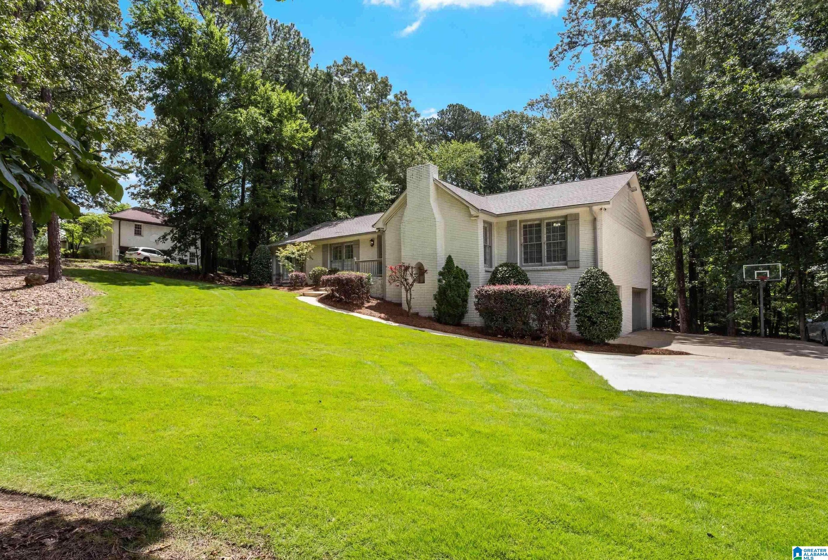 499 New Hope Mountain Road Pelham, AL 35124 - Photo 1 of 62