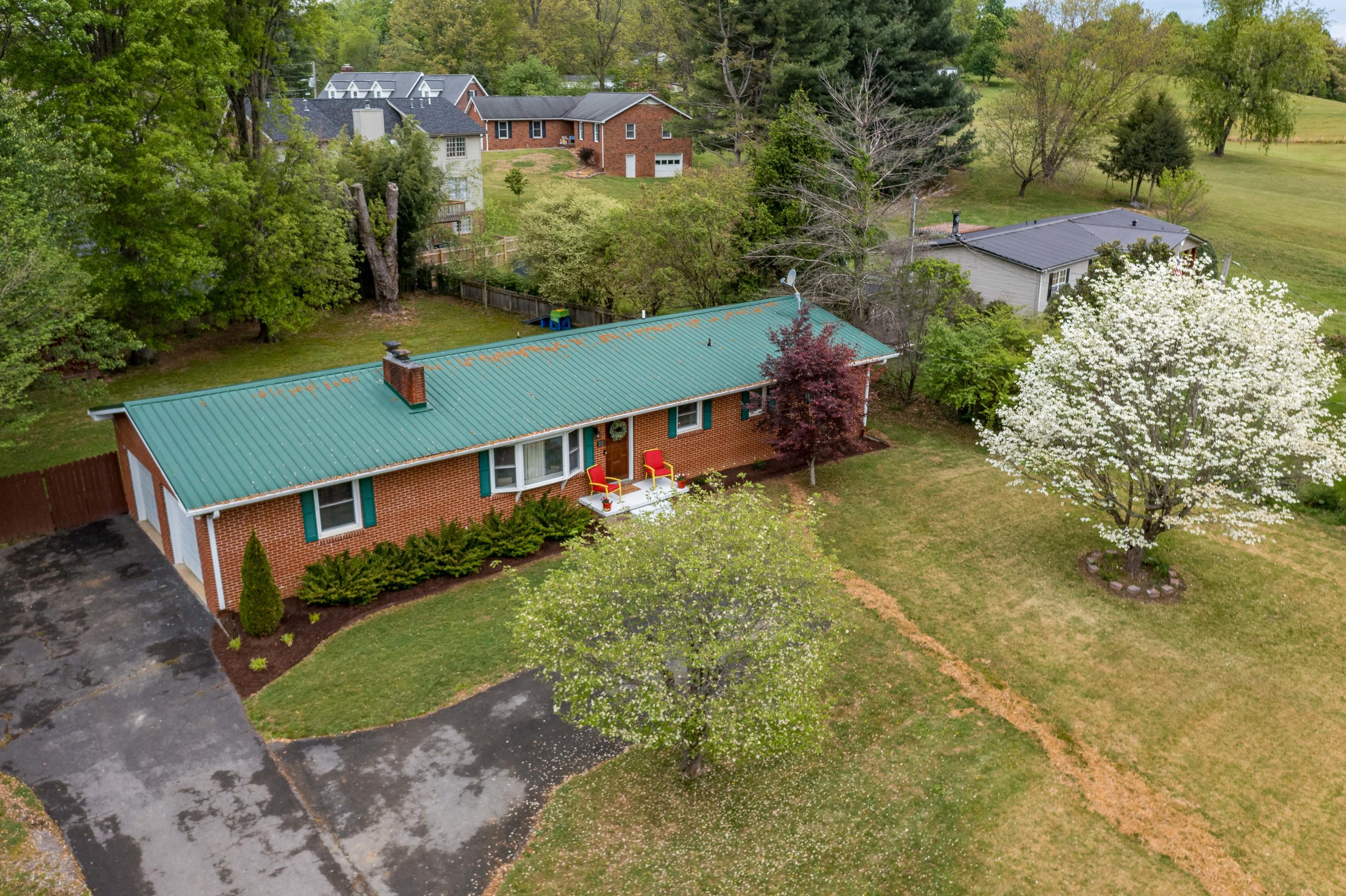 111 Fairridge Road Johnson City, TN 37604 - Photo 49 of 60 111 Fairridge Road (18 of 65)