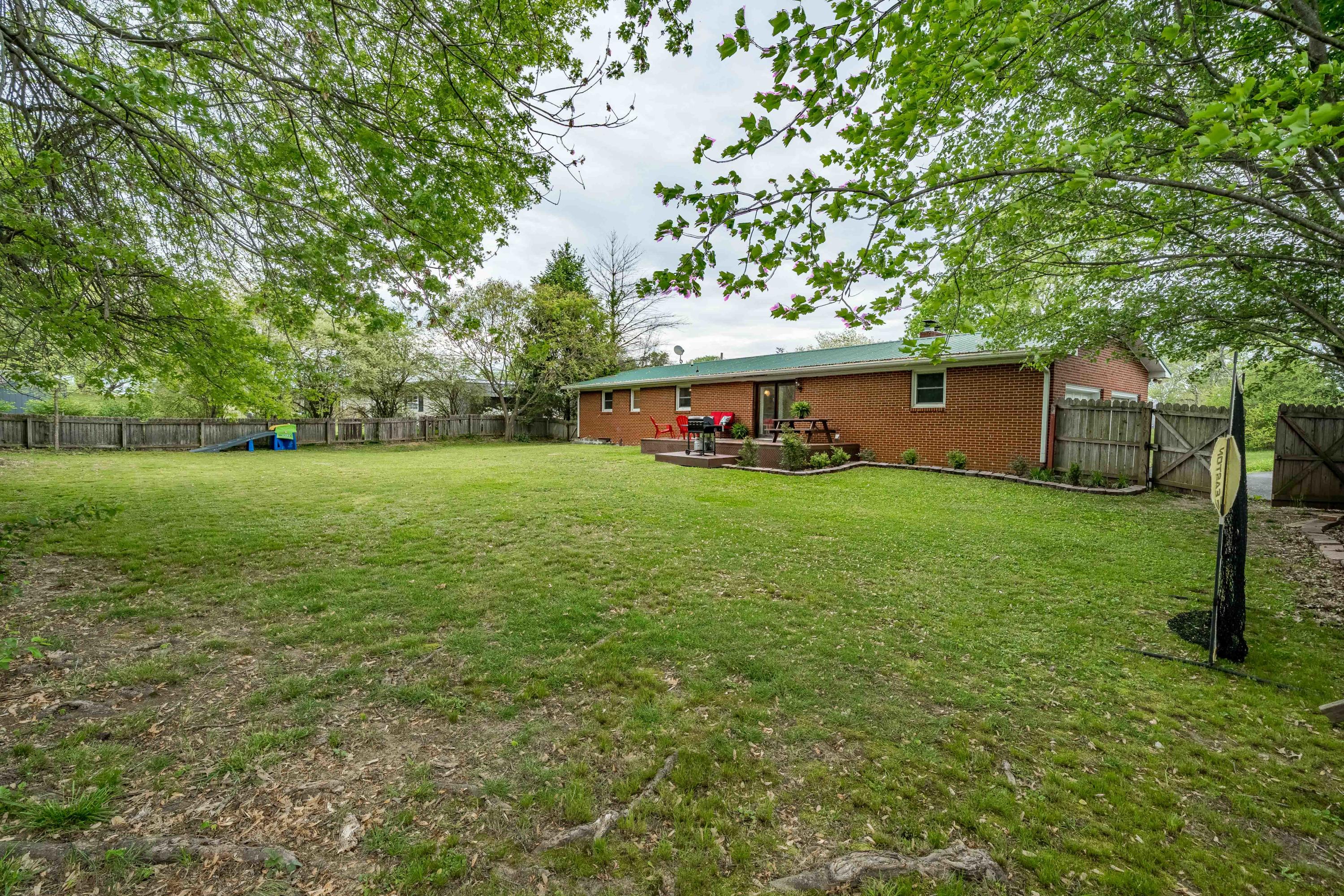 111 Fairridge Road Johnson City, TN 37604 - Photo 57 of 60 111 Fairridge Road (36 of 65)