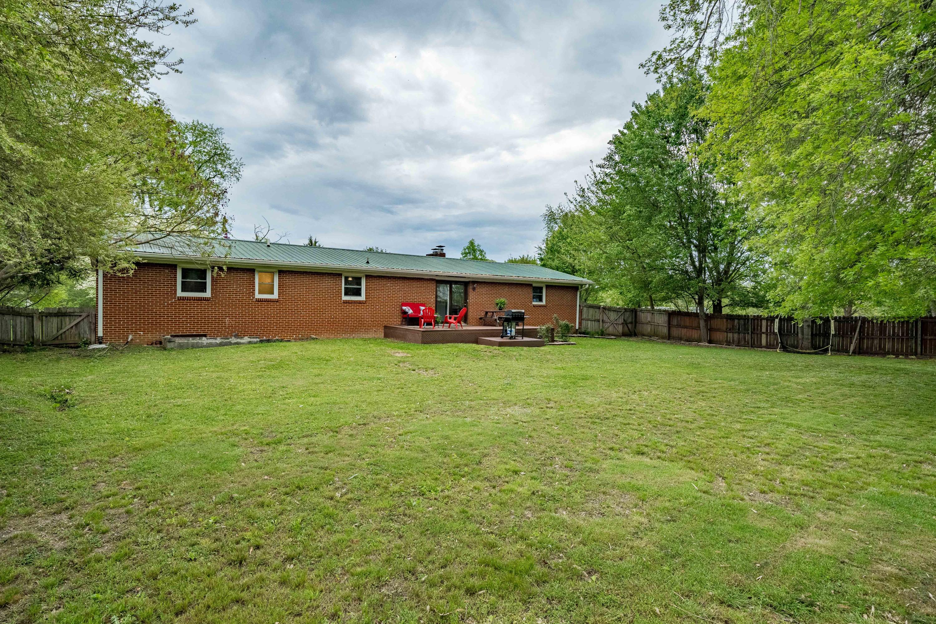 111 Fairridge Road Johnson City, TN 37604 - Photo 59 of 60 111 Fairridge Road (38 of 65)