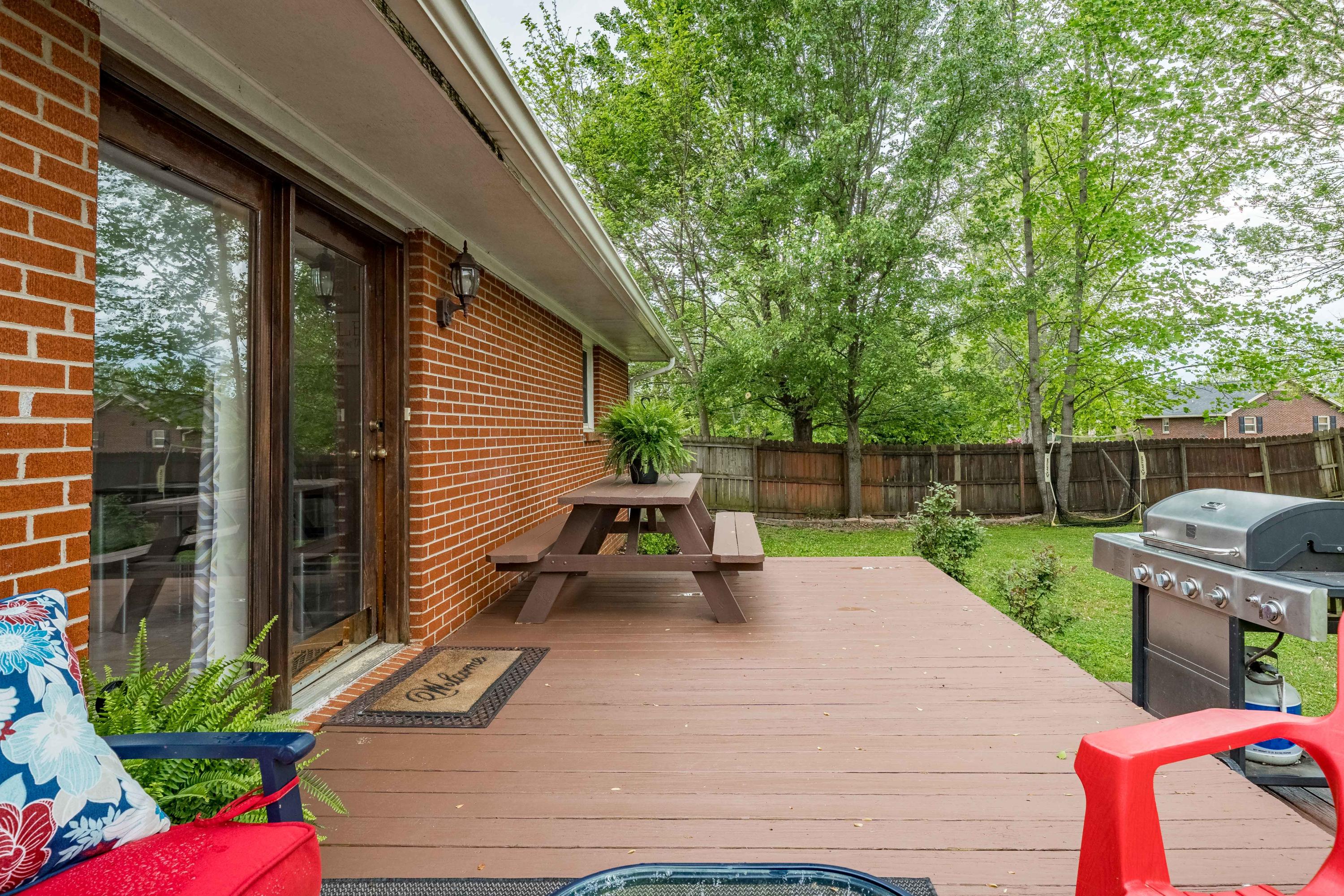111 Fairridge Road Johnson City, TN 37604 - Photo 6 of 60 111 Fairridge Road (41 of 65)