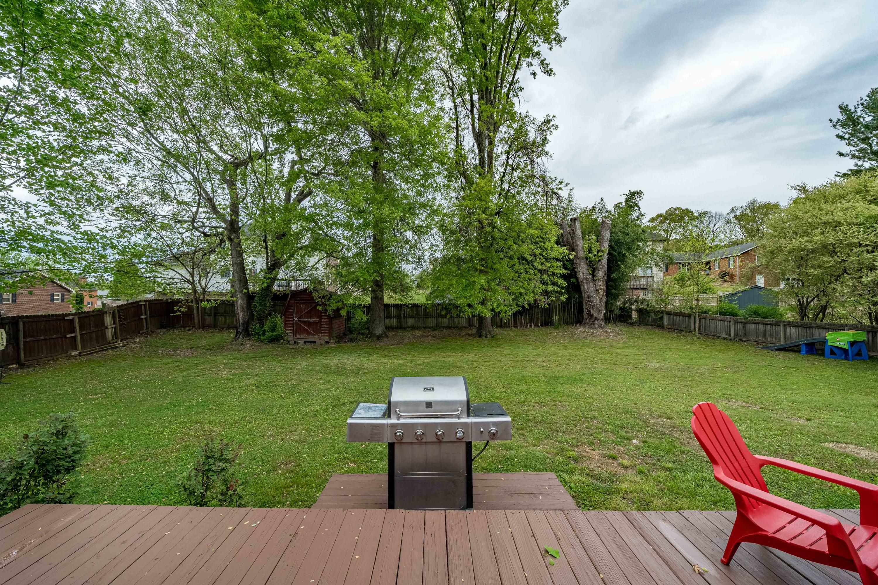 111 Fairridge Road Johnson City, TN 37604 - Photo 10 of 60 111 Fairridge Road (44 of 65)